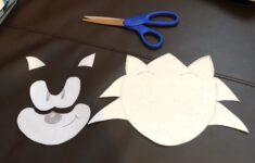 Sonic The Hedgehog Template For Goodie Bags Or Kids Face Mask Sonic The Hedgehog Cake Cake Templates Hedgehog Cake